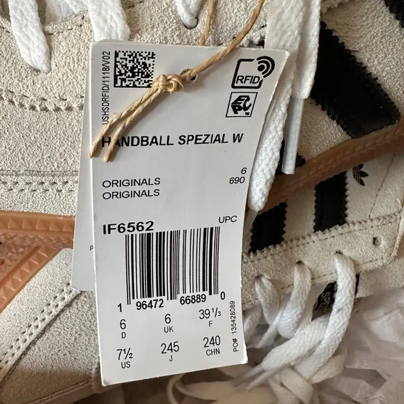 Adidas Handball Spezial 7.5 NWT - Picture 2 of 4
